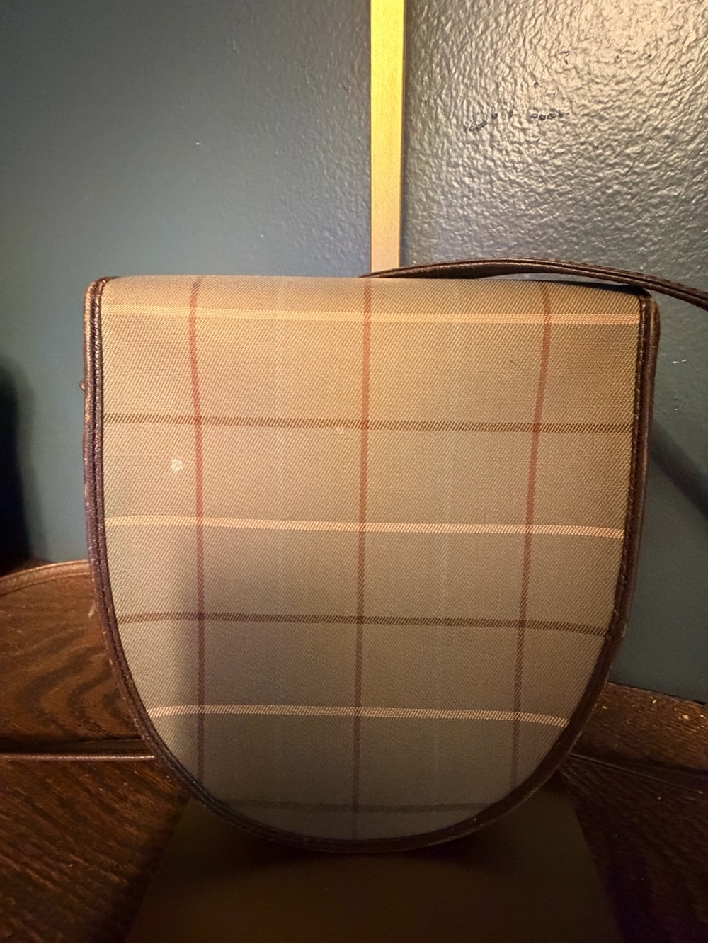 Burberry Vintage Tan and Brown Plaid Crossbody Bag - Picture 2 of 8